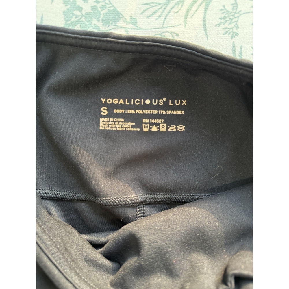 Yogalicious Lux High Rise Biker Shorts S Black Activewear Yoga Workout - Picture 5 of 8
